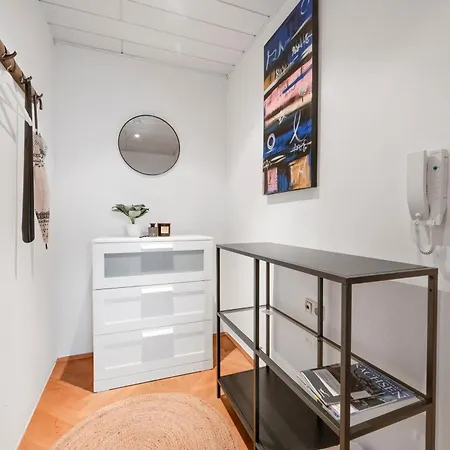 Bright With Terrace, Free Wifi And Free Parking Near Zwickau-west 4* Zwickau
